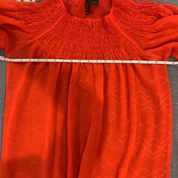 New Directions Orange Smocked Blouse Sz M - Picture 9 of 10